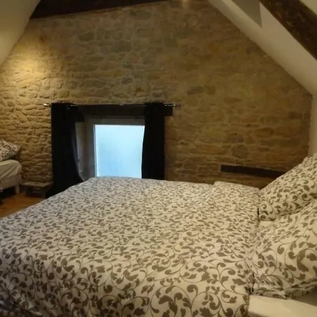 House Reve Du Caryan بيت للعطل Cuzance